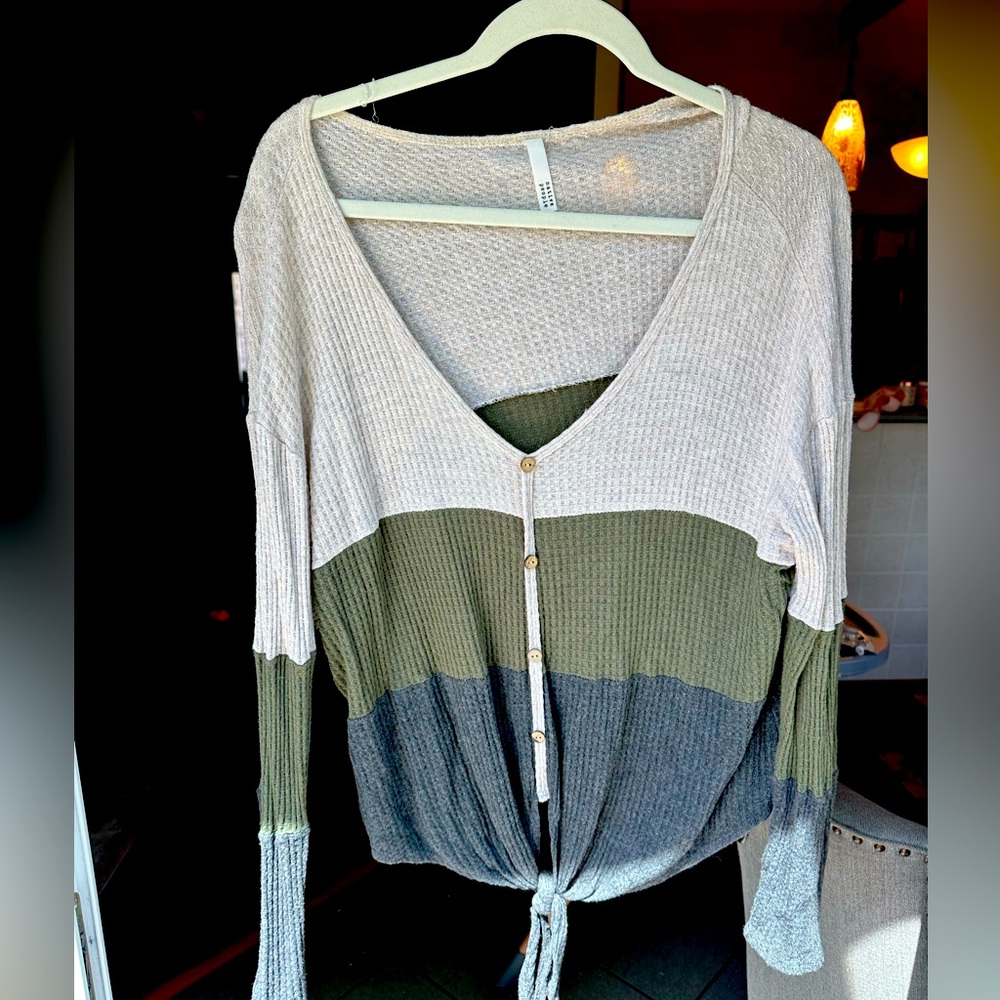Color block waffle long sleeve